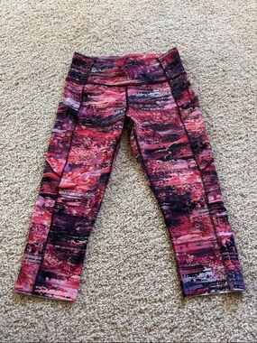 lululemon athletica Pink & Black Patterned Capri Leggings